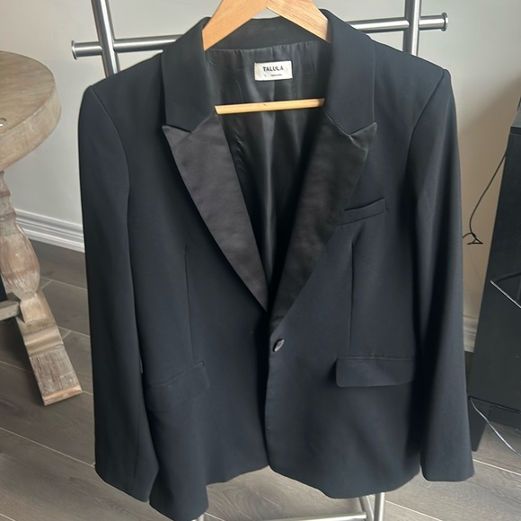 Talula Blazer Tuxedo Style Satin Lapel Black BlazerWomen Size S - Picture 4 of 17